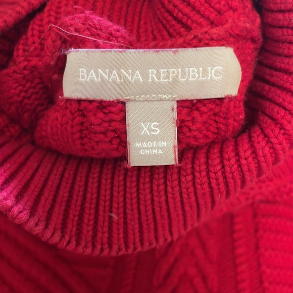 Banana Republic Red Sweater XS - Picture 3 of 3